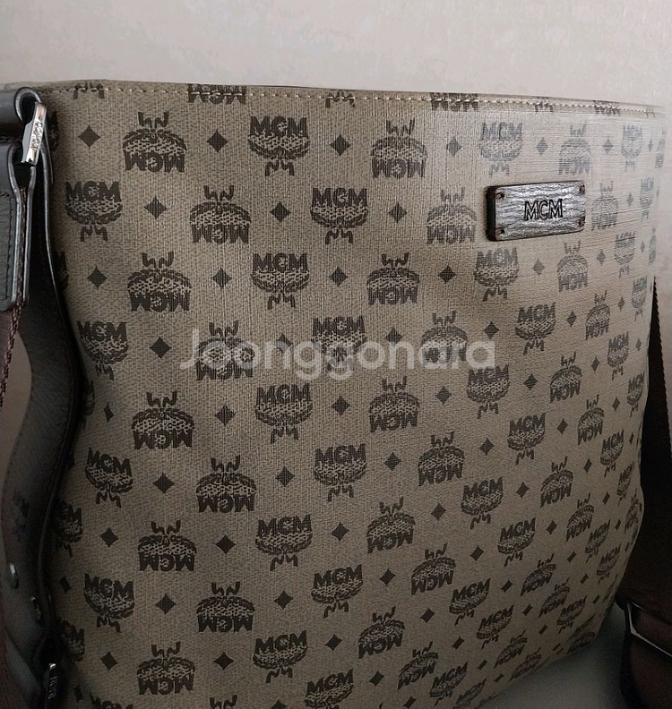 MCM 남성 크로스백--2