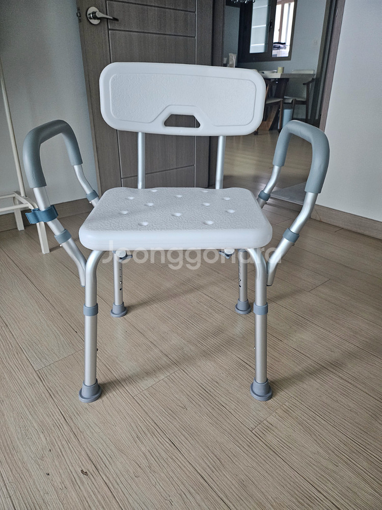 어르신 욕실의자--0