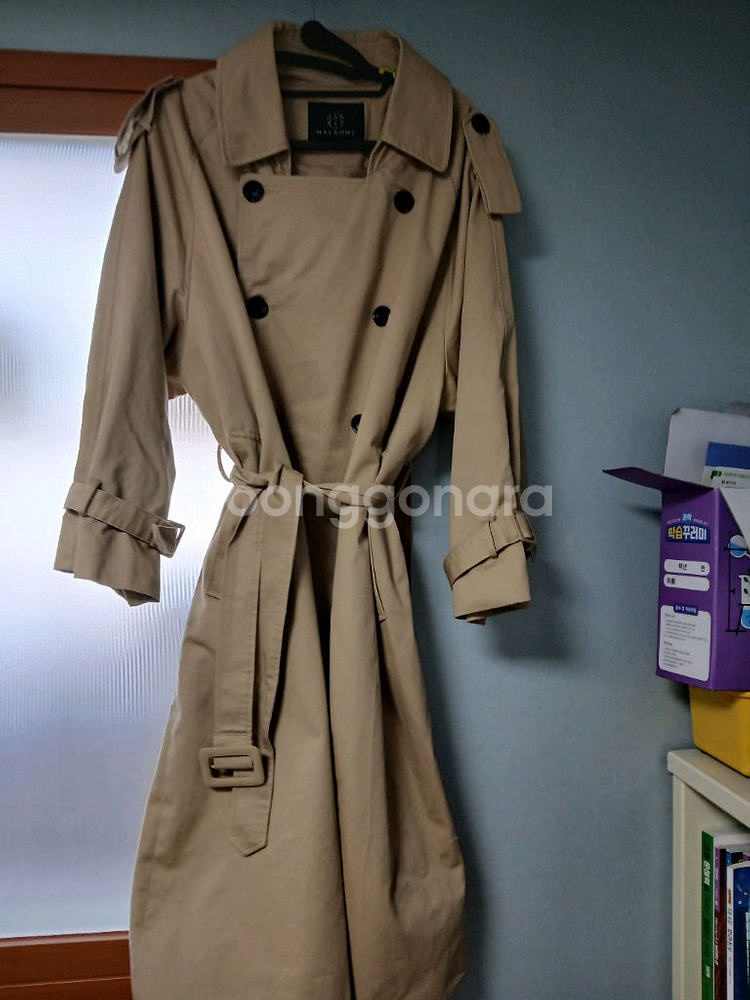 여성 55~66 봄 가을오버사이즈 트렌치 코트 ,체크 반코트,체크 리본 셔츠일괄 이만원--0