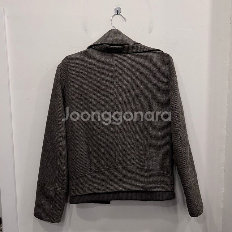 우영미 울 해링본 알파카헤어 더블카라 자켓--4