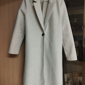 여성 자라 코트