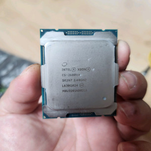 인텔 Xeon E5-2680v4 CPU