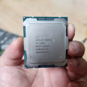인텔 Xeon E5-2680v4 CPU