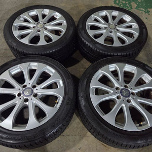 벤츠 W213 E클래스 18인치 스노우타이어