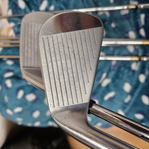 타이틀리스트 T100 2세대 4~P S200 아이언세트