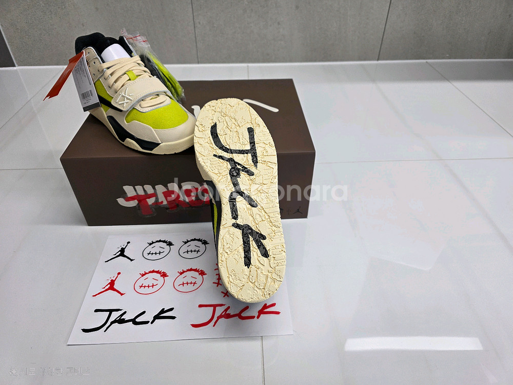 [260] 조던 x 트래비스 스캇 점프맨 잭 TR 브라이트 캑터스--1