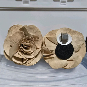 (새상품)신발 부착식 꽃 코사지(1쌍)