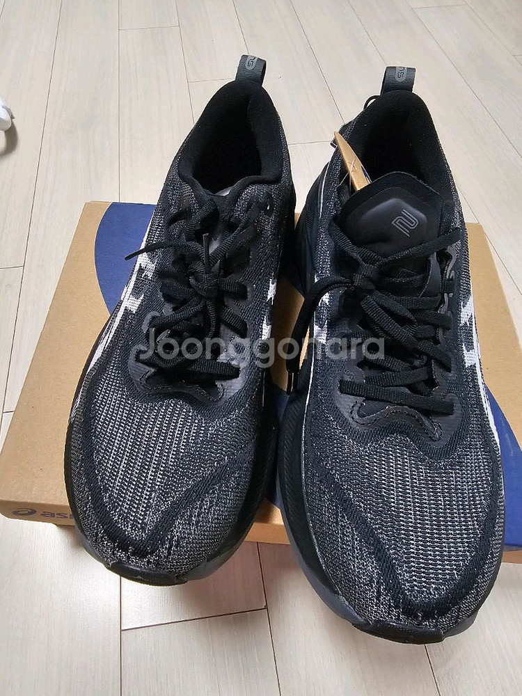 아식스 슈퍼블라스트2 블랙 255사이즈--1