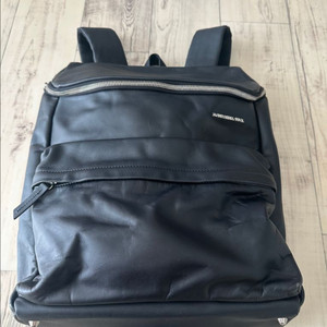 만다리나덕 가죽 백팩