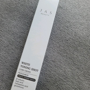 화이트 토닝샷 코어크림