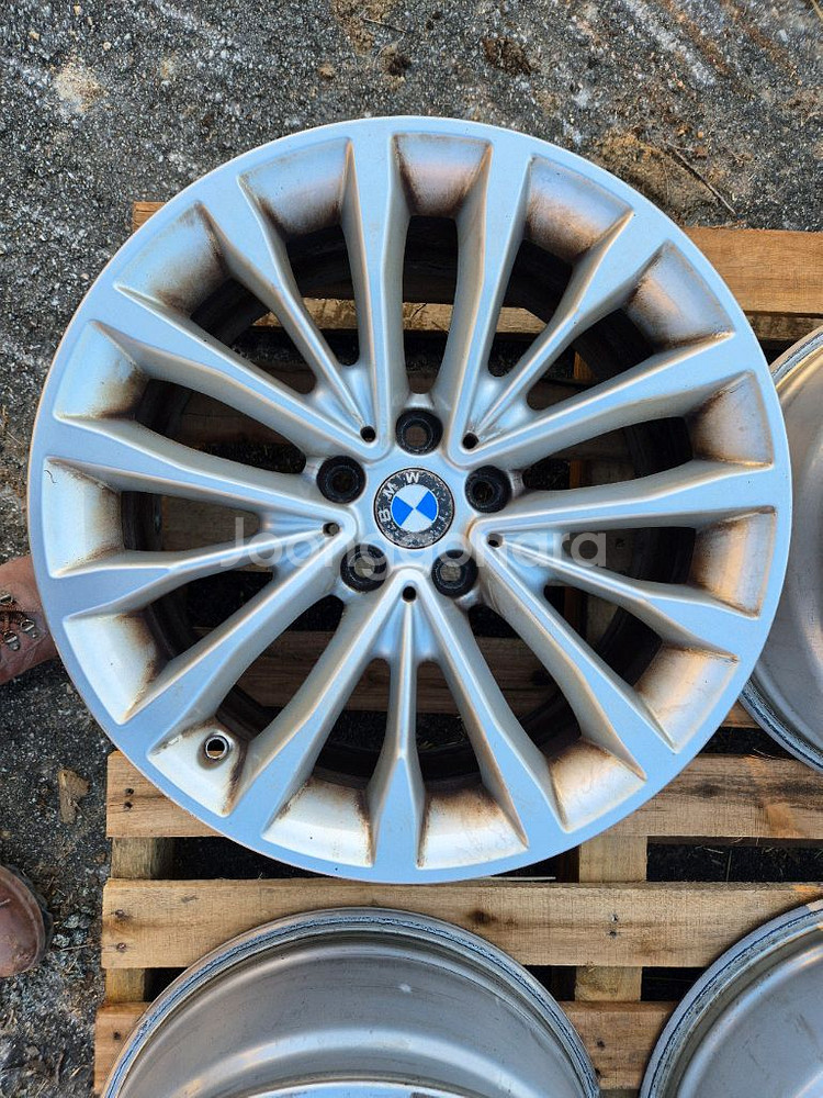 BMW G30 5시리즈 18인치--2