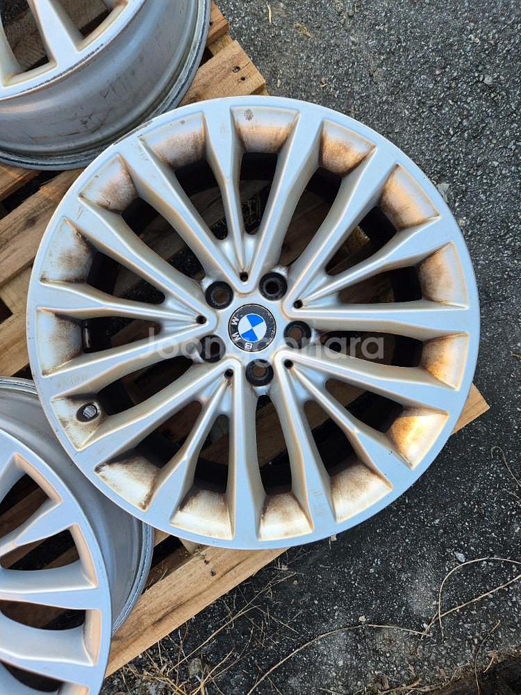 BMW G30 5시리즈 18인치--1