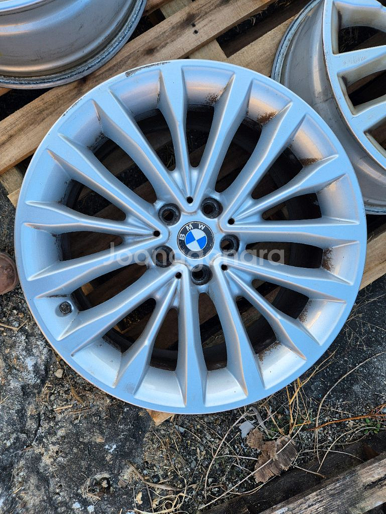 BMW G30 5시리즈 18인치--4