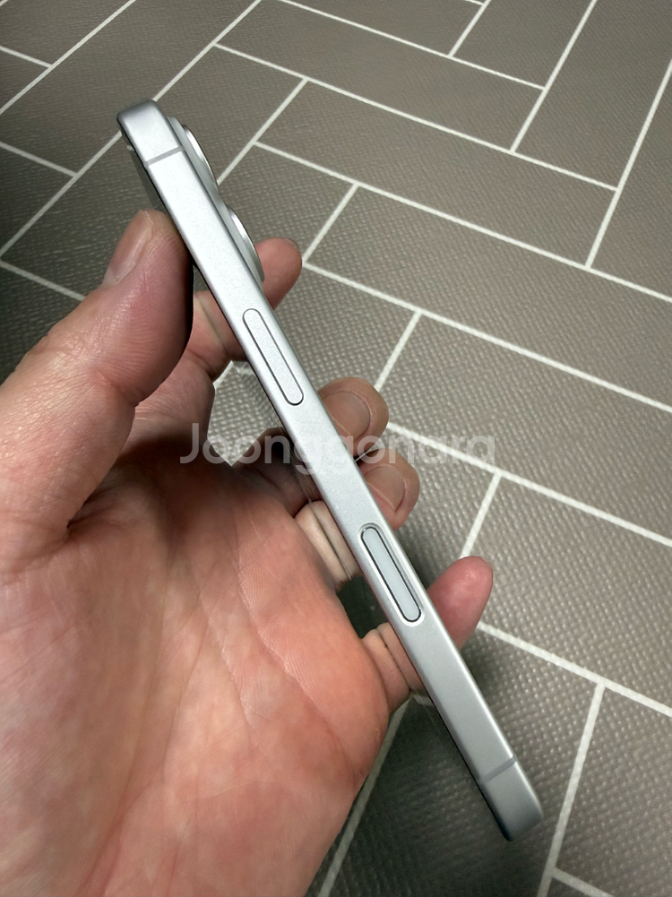 아이폰 16 128기가 화이트--4