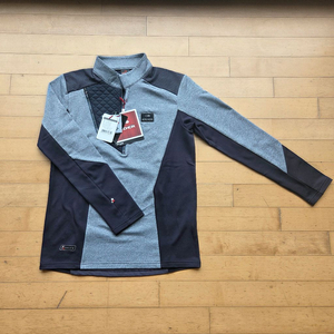 아이더 가을겨울용 고기능성 짚업티 새 제품