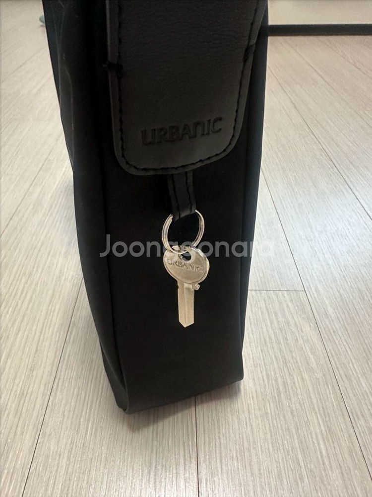 얼바닉30 가방 호보백--1