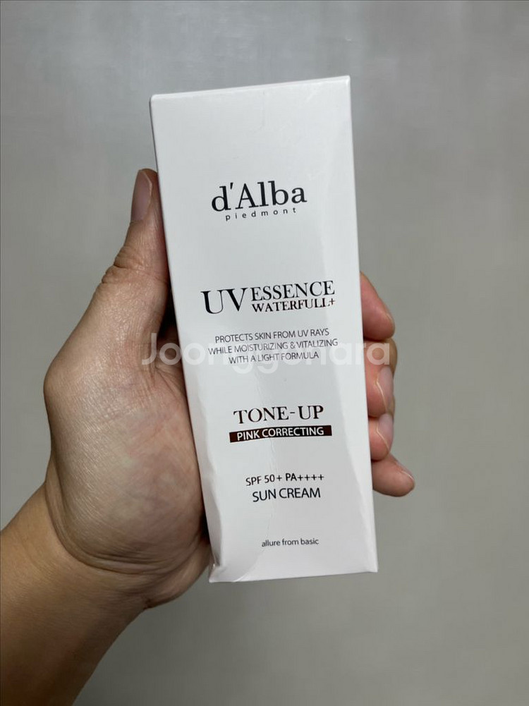 (새상품) 달바 워터풀 톤업 선크림 핑크--0