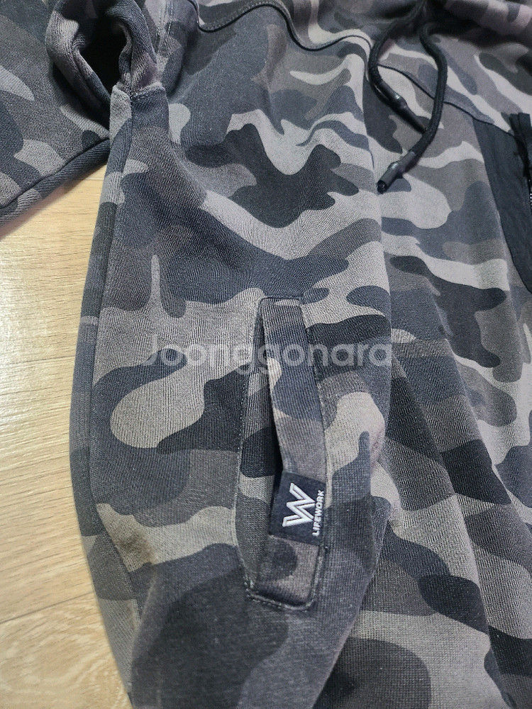 라이프워크 후드티--5