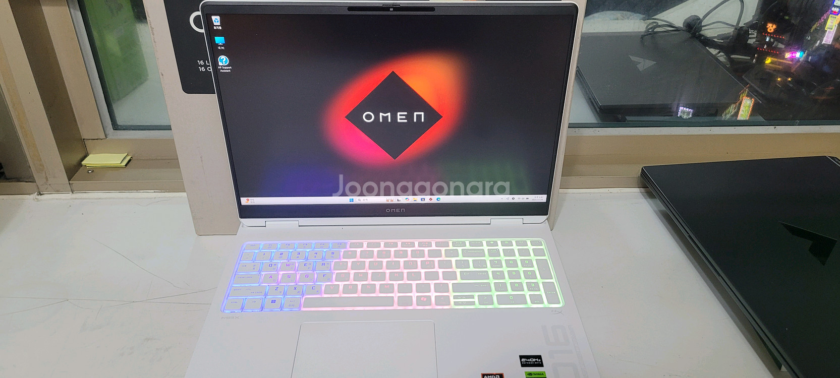 HP 오멘 게이밍 노트북--3
