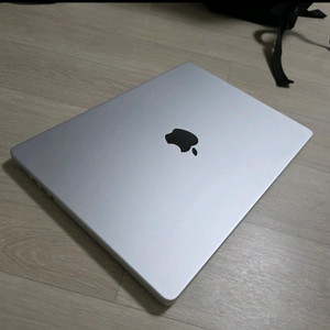 맥북프로 M1 14인치 16GB/512GB