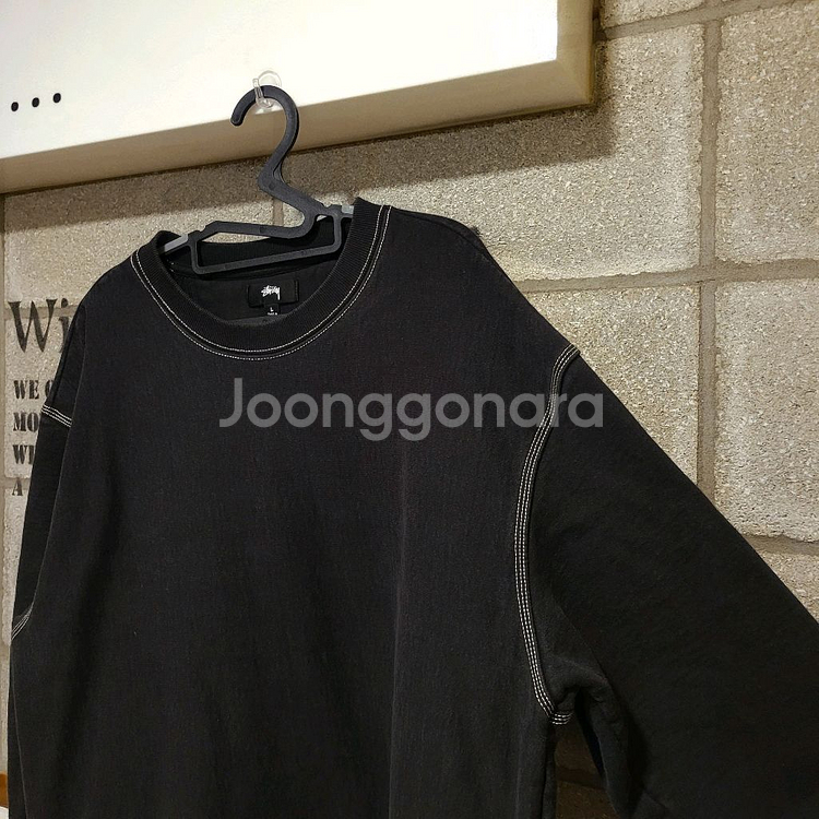 스투시 콘트라스트 스티치 맨투맨 L--2