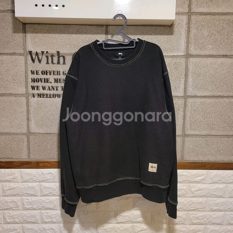 스투시 콘트라스트 스티치 맨투맨 L--0