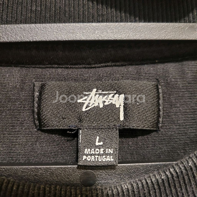 스투시 콘트라스트 스티치 맨투맨 L--4