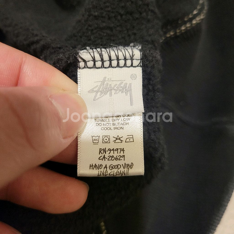 스투시 콘트라스트 스티치 맨투맨 L--5