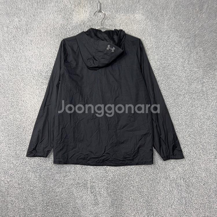 언더아머 그레이 로고 기능성 바람막이 MD / M / M--1