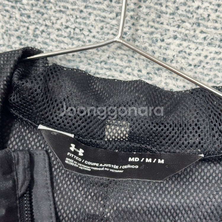 언더아머 그레이 로고 기능성 바람막이 MD / M / M--3