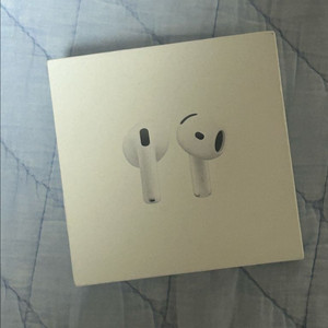 에어팟 4세대 (노캔x) 25.10.26 크림구매