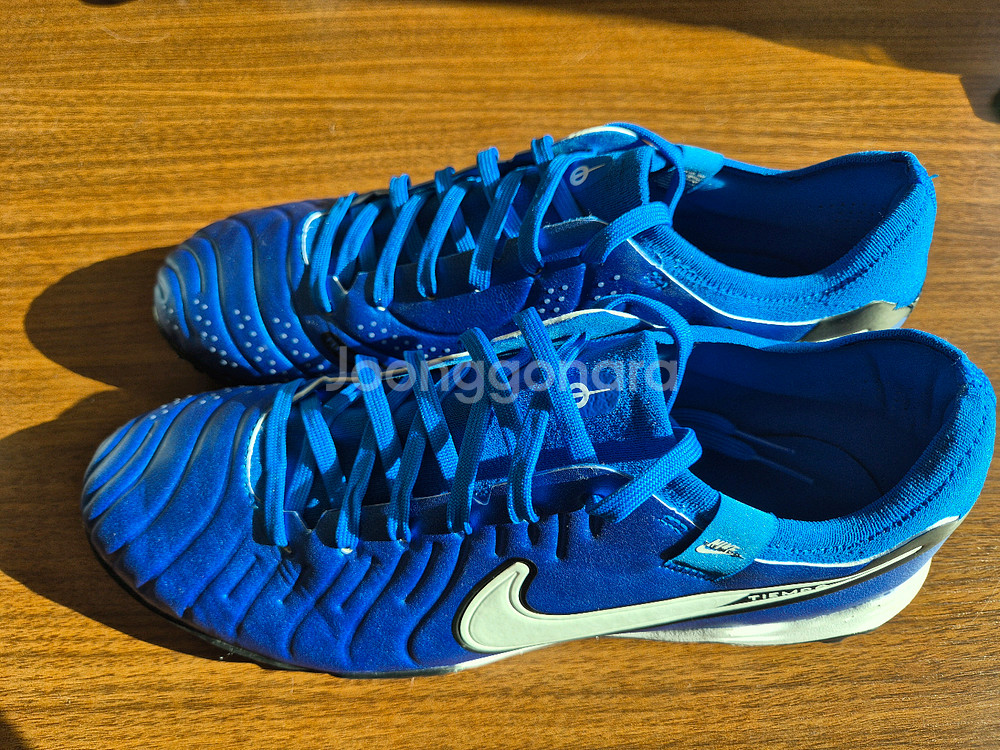 나이키 티엠포 레전드 10 프로 TF 풋살화 275mm--1