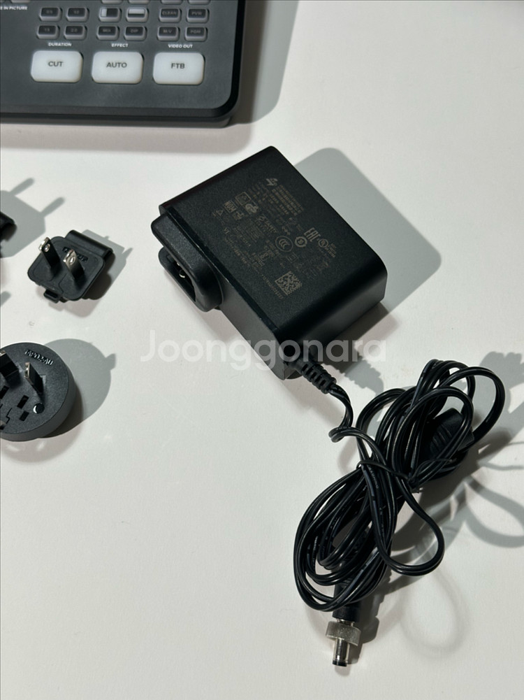 블랙매직디자인 ATEM Mini Extreme ISO--2