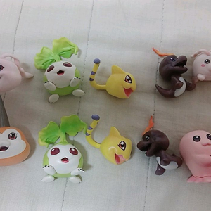 디지몬 어드벤처 유년기 가챠 피규어