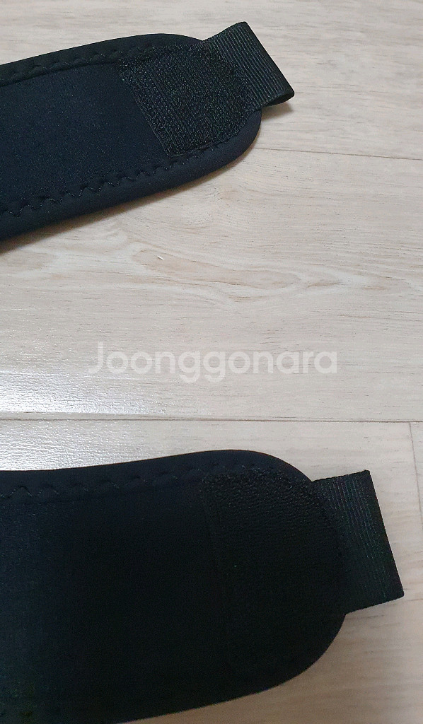 데상트 무릎보호대 오른쪽.최고급 사양--6