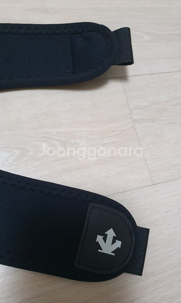 데상트 무릎보호대 오른쪽.최고급 사양--8