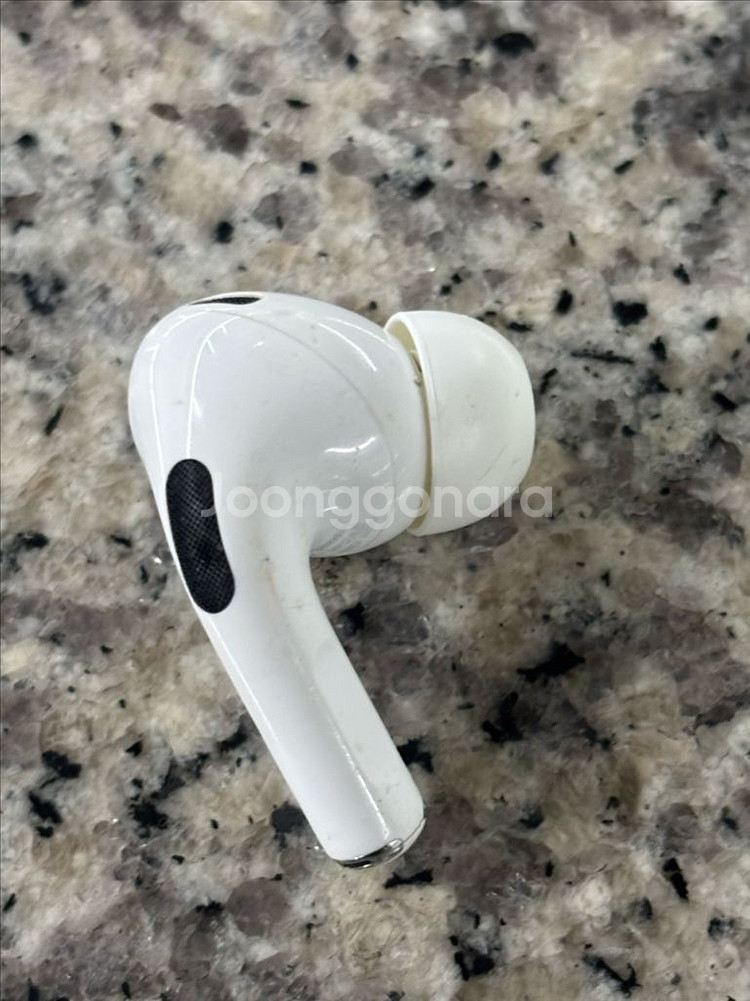 에어팟프로2 8핀 오른쪽 상태짱 급처분!!--3