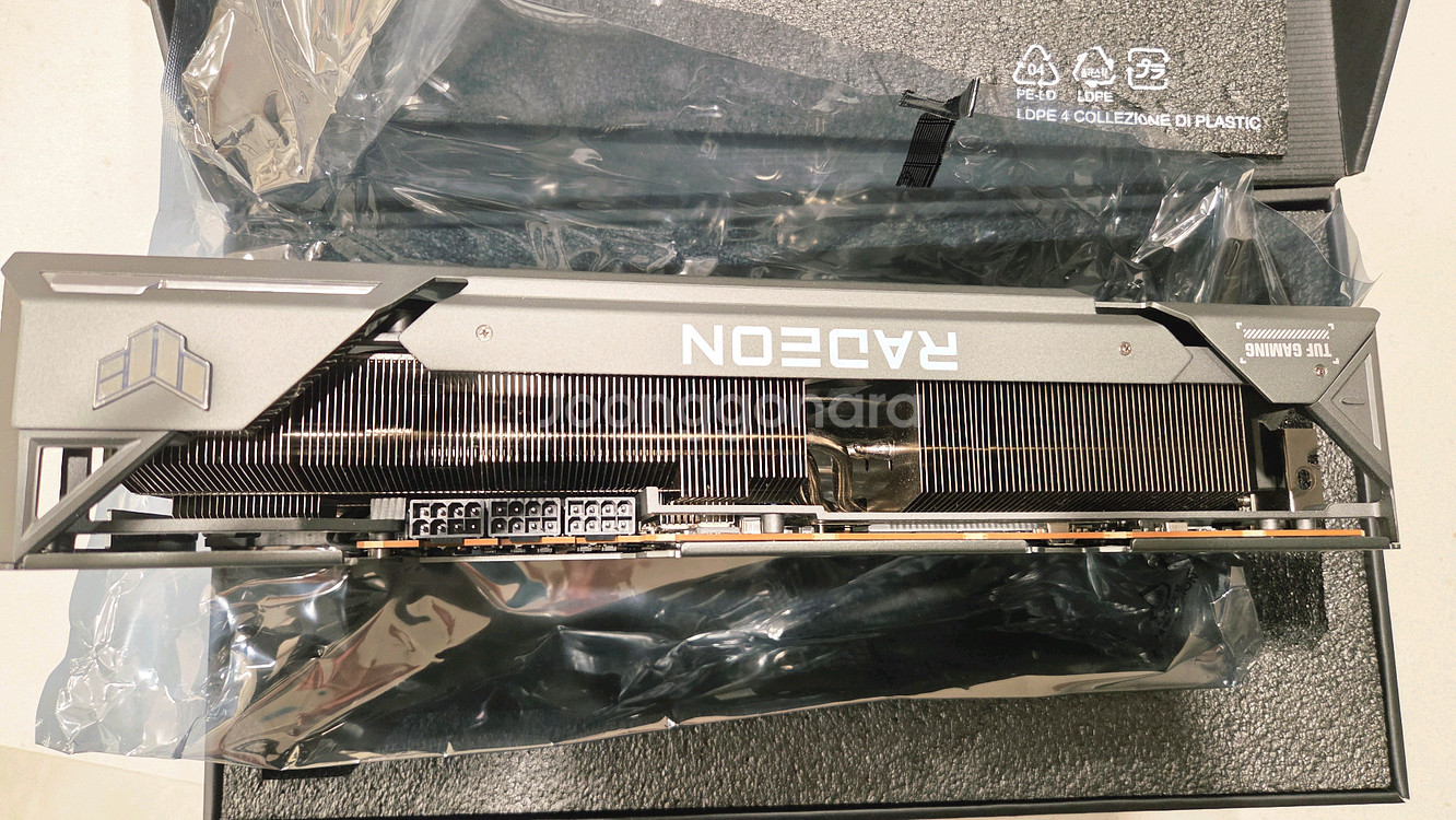 TUF Gaming RX 7900 XT OC 그래픽카드--2