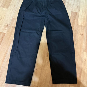 무신사 스탠다드 원 턱 레귤러 핏 치노 팬츠 블랙 33인치