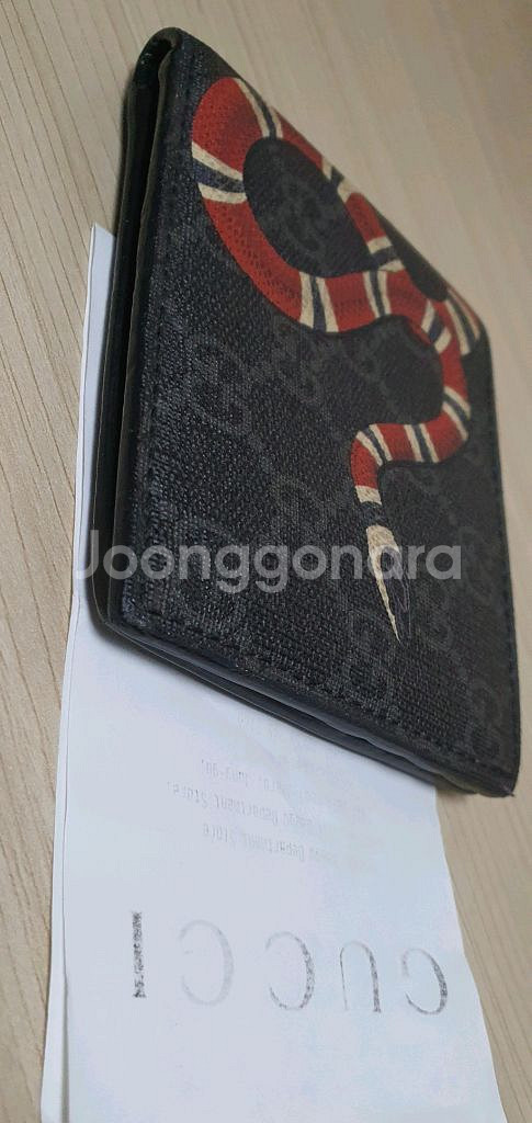 구찌 스네이크 반지갑 블랙 정품S급(영수증O)프라다루이비통디올고야드샤넬셀린느보테가생로랑--4