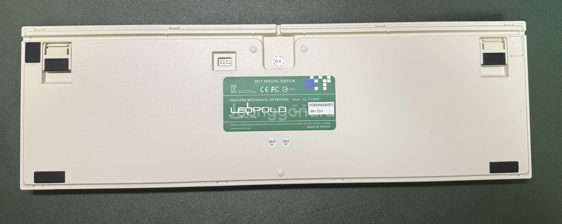 레오폴드 FC900R 영문 갈축 (한정판) 풀박(레드 esc키캡 새거 추가로 드림)--2