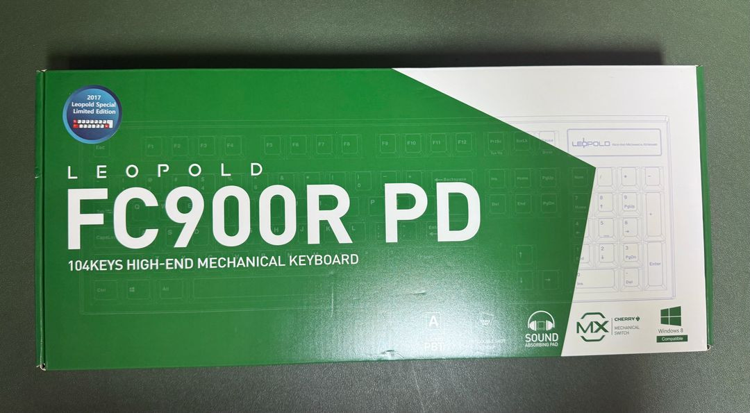 레오폴드 FC900R 영문 갈축 (한정판) 풀박(레드 esc키캡 새거 추가로 드림) 이미지