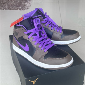 나이키 에어조던1 하이퍼퍼플