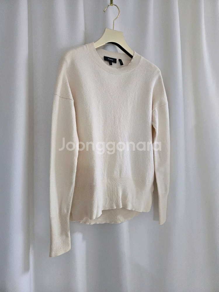 띠어리 아이보리 니트--2