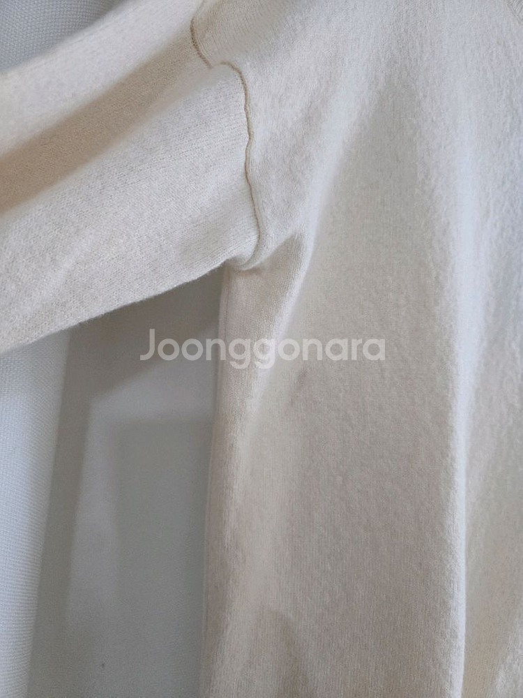 띠어리 아이보리 니트--7