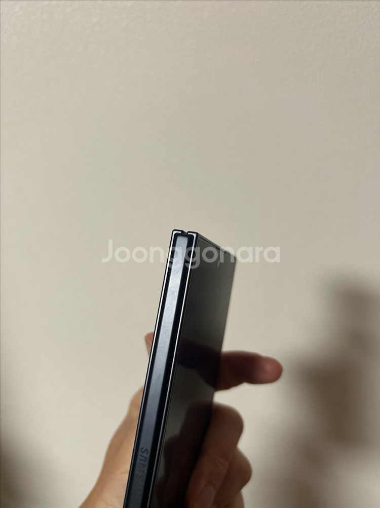 갤럭시Z폴드7 1Tb 1테라+정품케이스포함--2