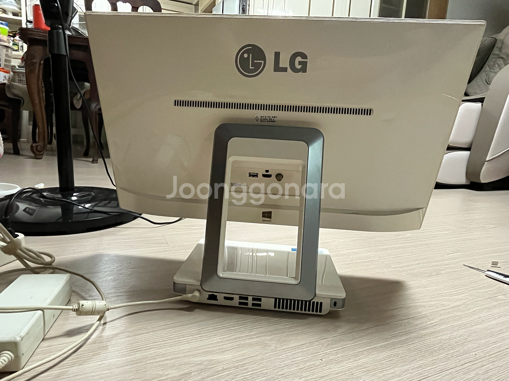 LG V320 일체형 PC--5