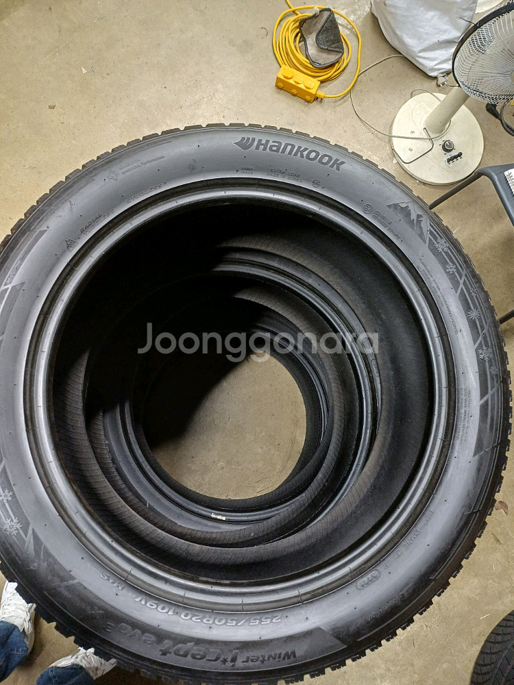 한국타이어 윈터아이셉트 에보3 X 255 50 20 / 4짝--4