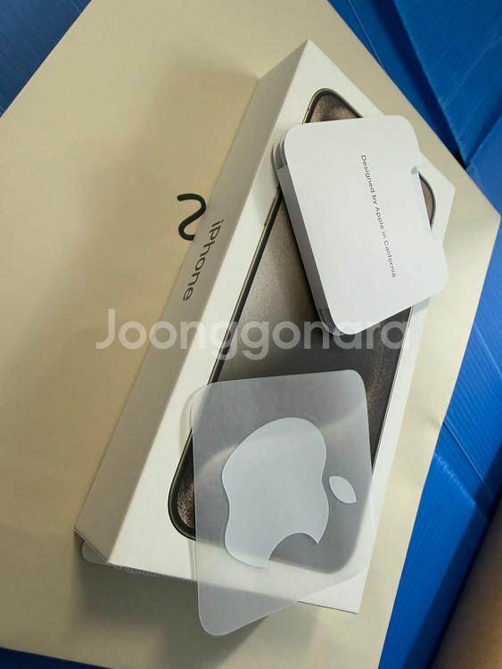 (실사용 3개월) 아이폰 15 프로맥스 Pro Max Natural Titanium 512GB--6