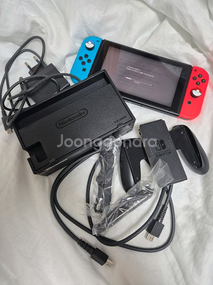 닌텐도 스위치1 네온블루 배터리개선판 택포팝니다.--0